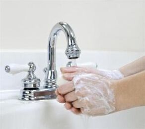 Prévenez l’infection par les vers en vous lavant les mains